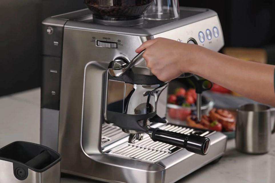 Barista Express™ Impress tartozékok